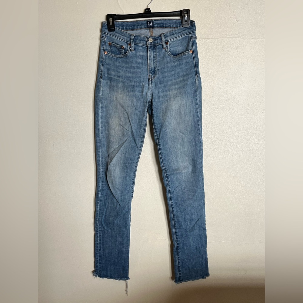 GAP Straight Leg Jeans, stretch, light wash 27L